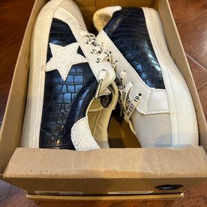 Vintage Havana Navy Croc-Embossed Superstar Sneakers with White Star